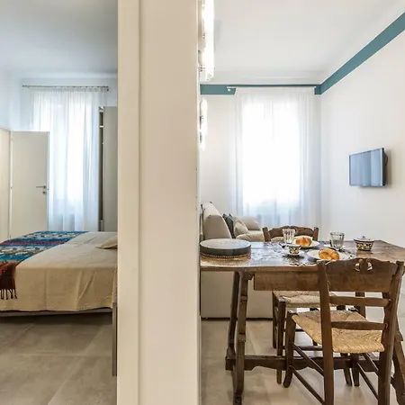 Elegant San Domenico - The Place Apartment